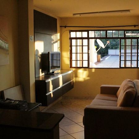 Hostel Pousada Consulado ปอนตากรอสซา ภายนอก รูปภาพ