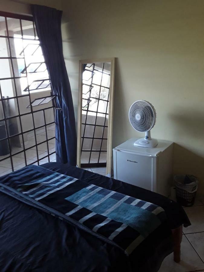Hostel Pousada Consulado ปอนตากรอสซา ภายนอก รูปภาพ